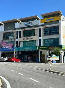 3 storey shop lot Semenyih Kajang Tenanted all floors