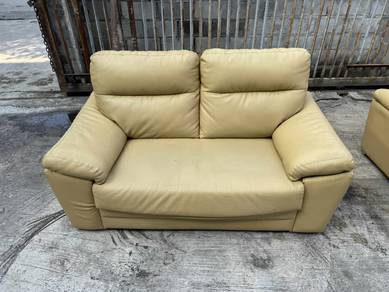 5.5ft Leather Highback Sofa 2 Seater Deep