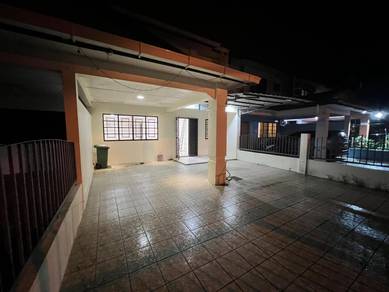 Double Storey Intermediate house for Rent at 9th Miles, Taman Paradise