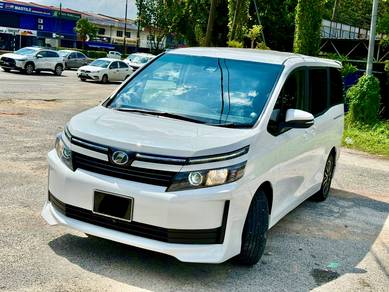 Toyota VOXY X 2.0 🏆 Carking Unit 2016 2018