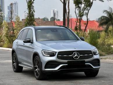 Mercedes Benz GLC300 2.0 4MATIC AMG LINE (A)