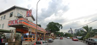 warehouse fish pond / Store Salak south Baru / Sungai besi / Cheras