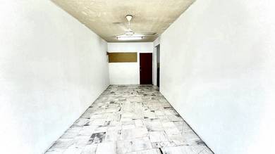 NO DEPOSIT  FULL LOAN Level 2 Apartment Iris, Saujana Utama Sg Buloh