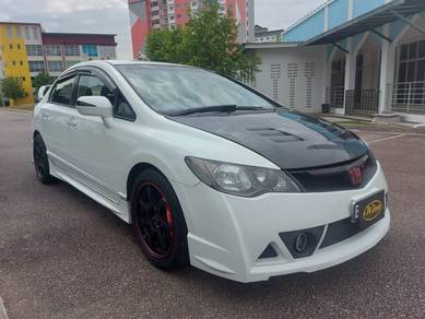 Honda CIVIC 2.0 i-VTEC (A)