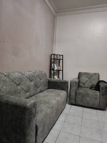 SET SOFA 3+2+1 Untuk Dijual – KONDISI CANTIK! 💯