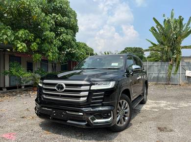 BLACK INTERIOR 2023 Toyota LANDCRUISER 3.5 ZX FULL