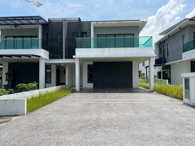 2sty semi d house D'island Residence Puchong Selangor