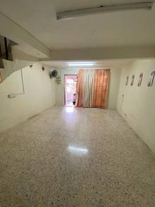 2sty house Tmn Gembilang near Leisure Mall MRT station Shoplot