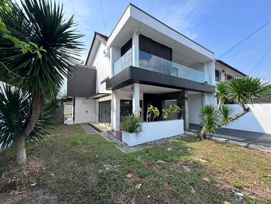 Semi D House Taman Kolam Air JB Town Near CIQ