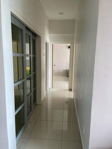 Tropez Residences Tropicana Danga Bay  2 + 1 Bed Fully Furnished Ciq