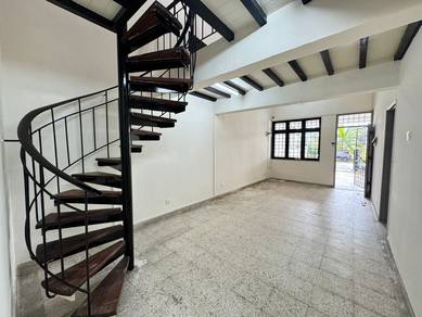 1.5Store Terrace House 3Bed Partially Furnish@ Taman Molek / Rosmerah