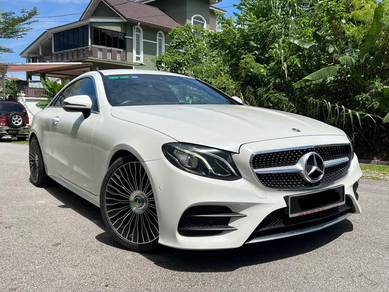 Mercedes Benz E300 2.0 COUPE AMG LINE (A)