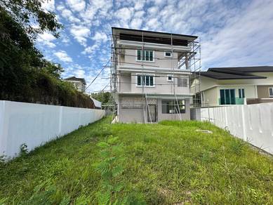 3 Storey Detached Bungalow l Big Land 4-5 Car Park l Iramanis Damai KK