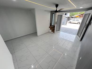 Desa Jaya / 2 Storey Low Cost / Fully Renovated / 14x55st / 3Bed 2Bat