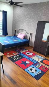 Gorgeous Largest Aircon Master Room, SERI PUTERI CONDO,1Min CHERAS LRT