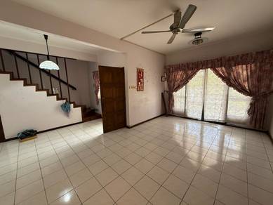 Double Storey Corner at Tabuan Height, Jalan Song, Kuching