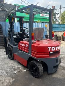 Toyota 5FD20 Diesel Forklift (Refurbished)