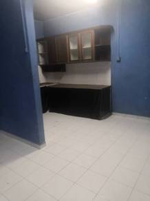 Flat Taman Perling