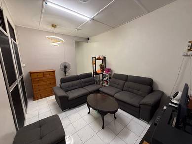 Tabuan Jaya/ 1 storey terrace/ Opposite Lodge school/ intermediate