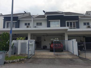 Taman Iringan Bayu Seremban, Partialy Furnished Double Storey Terrace