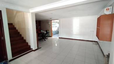 Tabuan/ 2 storey Semi D/ opposite public garden/ 4b3b/ 11 points