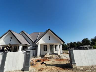 Rumah SEMI D CANTIK ENGLISH STYLE KG PENGKALAN ATAP BATU RAKIT K.NERUS