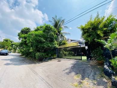 Seksyen 6 Shah Alam, Double Storey Bungalow