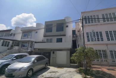 Earn Rm300k! Bank Lelong 3 Storey Terrace @ Wangsa Ukay Ampang