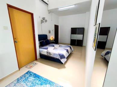 Bilik Lelaki belakang HTAA/bandar kuantan lengkap Cleaner/WIFI/Coway