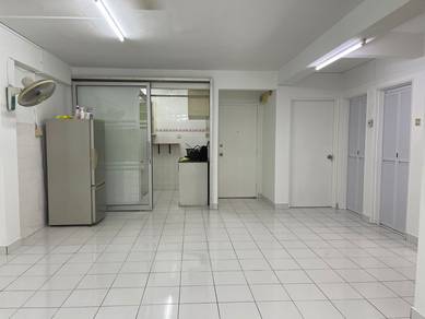 Aman Dua Apartment / Aman Puri