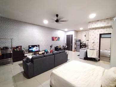 Molek Regency-1