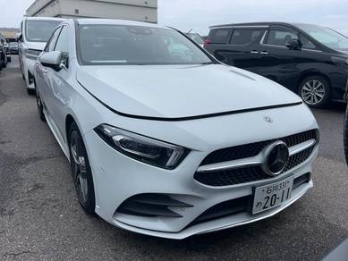 Mercedes Benz A180  SEDAN (A)