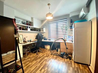 Trefoil Setia Alam ( furnished 2 rooms 2 bath 1 parking )