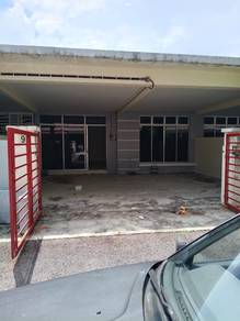 Single-storey terraced house @ Tmn Puteri Indah, Kuala Rompin, Pahang