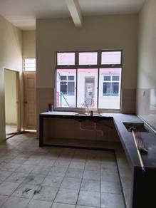 Single-storey terraced house @ Tmn Puteri Indah, Kuala Rompin, Pahang