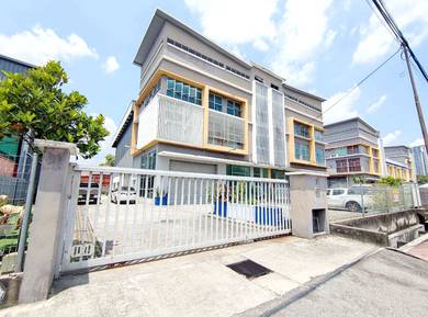 4 storey warehouse semenyih