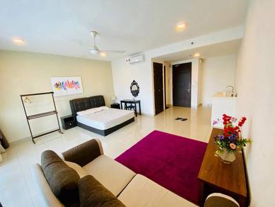 Trefoil Setia alam ( furnished studio + parking )