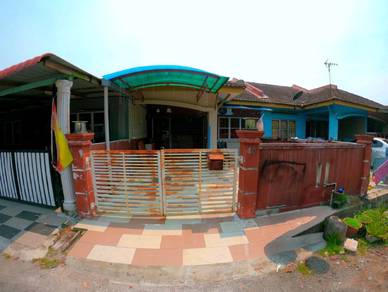Facing Open Single Storey Terraced House, Taman Suria, Bandar Mahkota