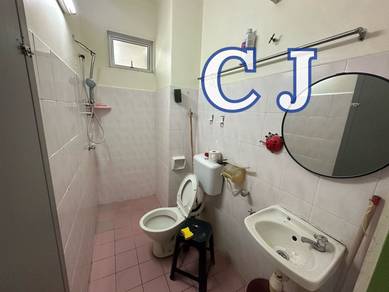 [ VALUE BUY UNIT ] 700sqft Jelutong Bukit Dumbar RENOVATED LOW DENSITY