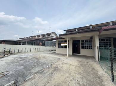 Perling panglin single storey terrace house corner perling skudai