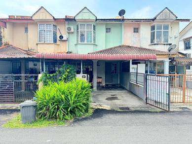 2 Storey Terrace Taman Dahlia Bandar Baru Salak Tinggi Sepang