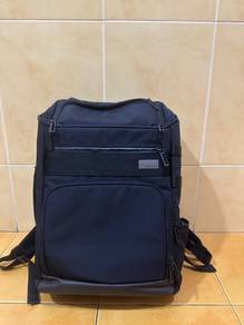 Samsonite top opening wide open back pack