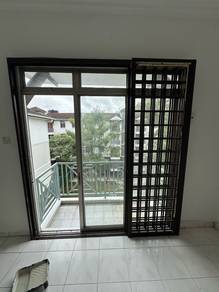 Apartment Ria 1 @ Taman Megah Ria Masai-1