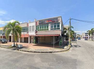 Earn Rm200k! Bank Lelong 2 Storey Shop @ Station 18 Ipoh Perak