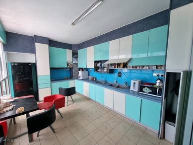 Dahlia Park Condominium Sale｜Renovated Big Unit 1700 sqft｜Butterworth