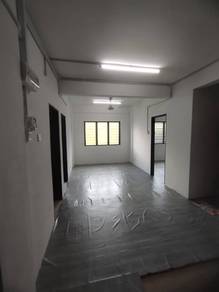 Flat Tingkat 1 Taman Karunmas 