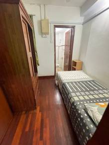 Single Room attach bath Mini Master Bistari beside WTC LRT GHKL