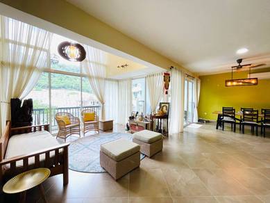 Non Bumi - Big Size Armanee Terrace 2 Condo Duplex Damansara Perdana