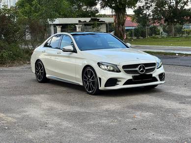 Mercedes Benz C300 2.0 AMG LINE (A)
