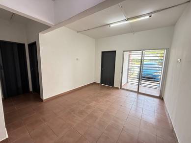 Apartment sri nelayan ground floor port klang
